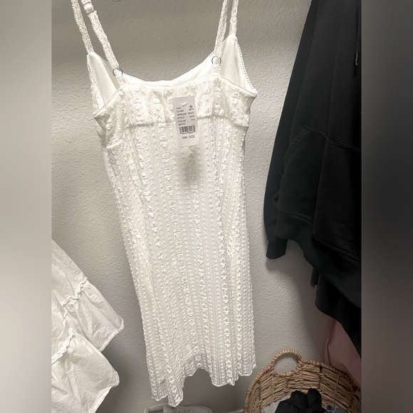 🌊👙☀️🕶️ NWT - Pacsun Lace Detailing mini Dress | Size small - Picture 2 of 3